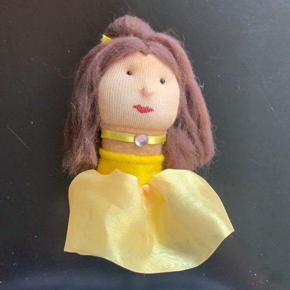 Handmade Princess Finger Puppets - Picture 3 of 6